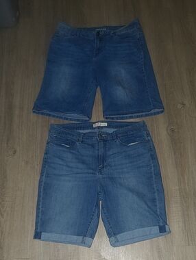 Lot Of 2 Levi's Bermuda Shorts & Roebuck & Co Cropped Jeans Shorts Sz 14